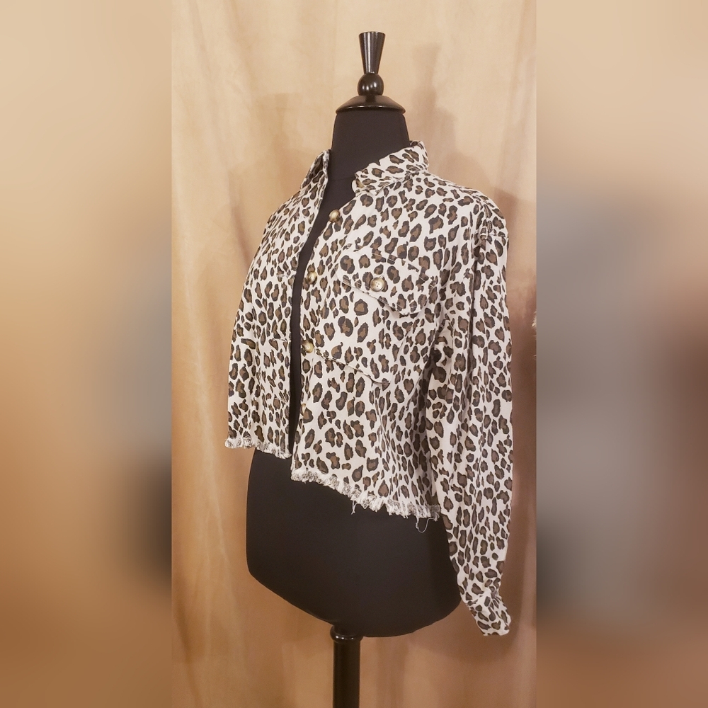 EE SOME Leopard Print Cropped Jacket - White & Brown